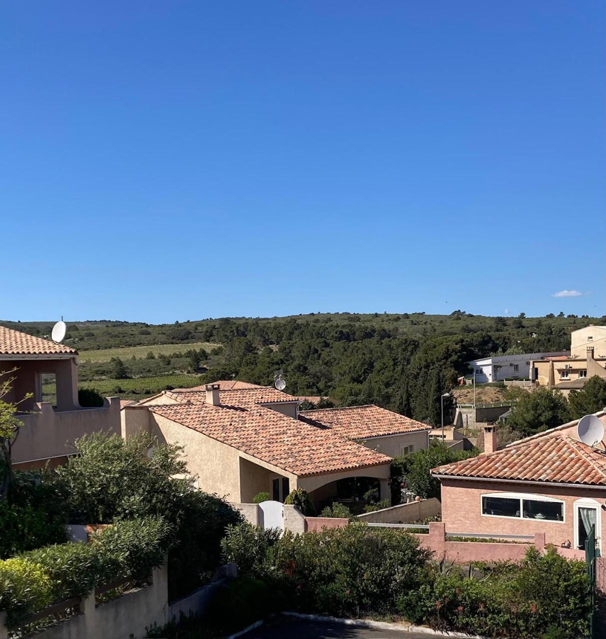 Stylish Studio Close To Beach In Residence With Pool Narbonne Dış mekan fotoğraf